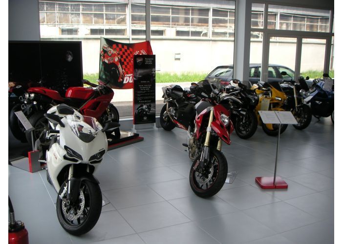 Concessionaire bmw moto in chambery #2